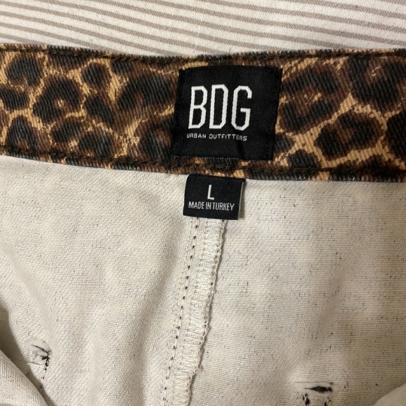 Leopard Denim Skirt - Picture 6 of 10